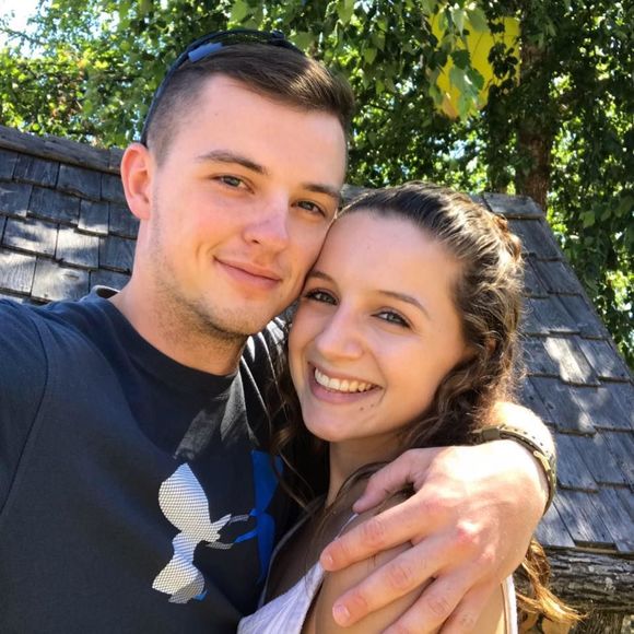 Meet your Posher, Megan - Picture 1 of 1